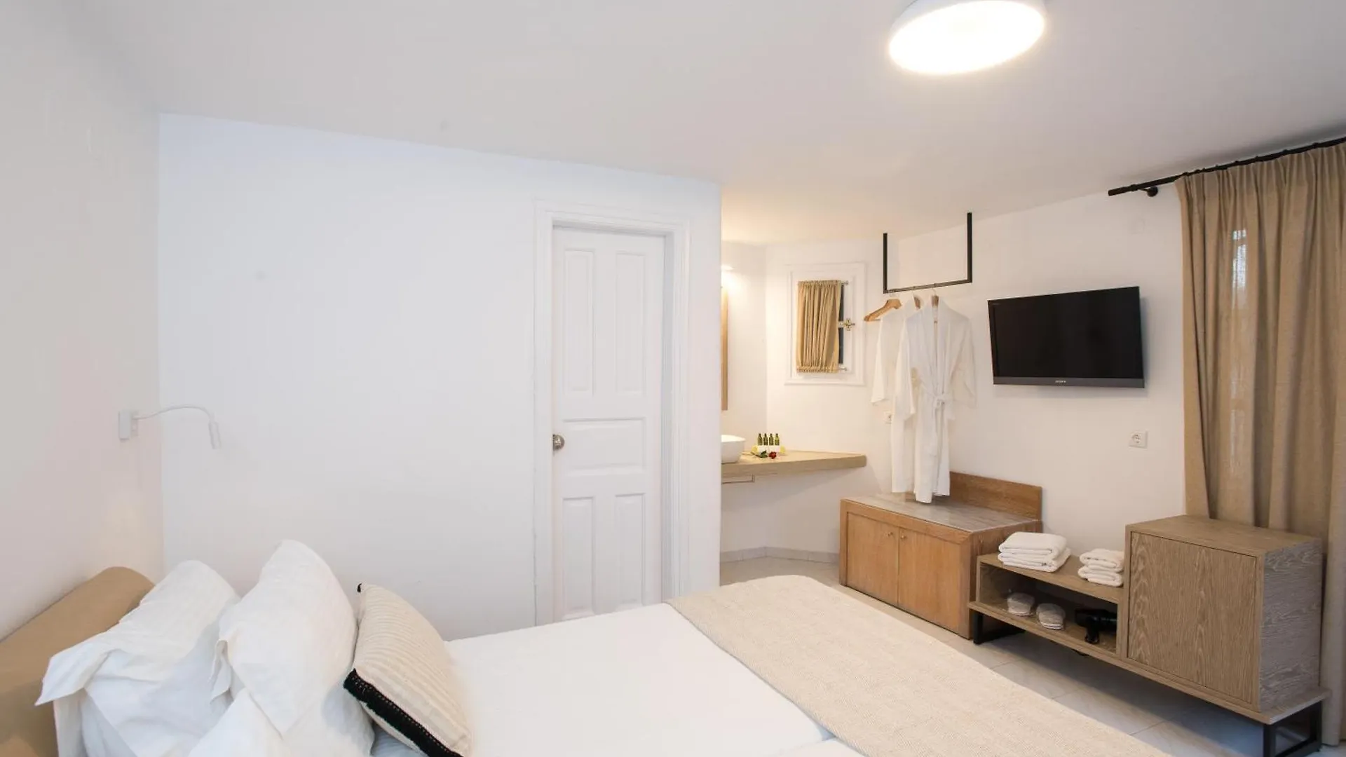 Island Mykonos Suites Mykonos Town 0*,  Greece